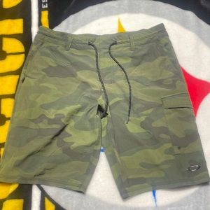 Size L men Oakley shorts